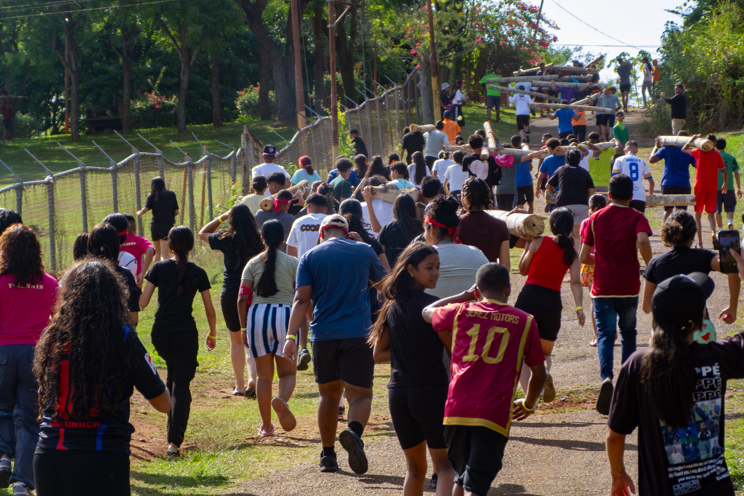 Más de 180 jóvenes participaron en el campamento “SOMOS UNO: A la medida de Dios